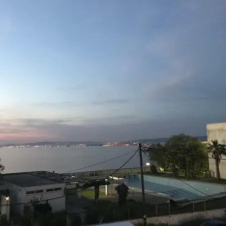 Riviera Apartament Peraía