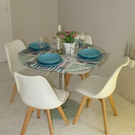 Riviera Apartment *