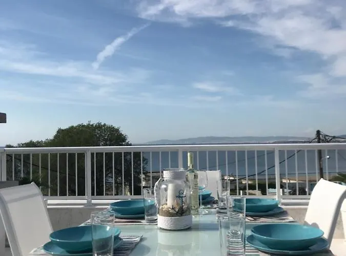 Riviera Appartement Peraía